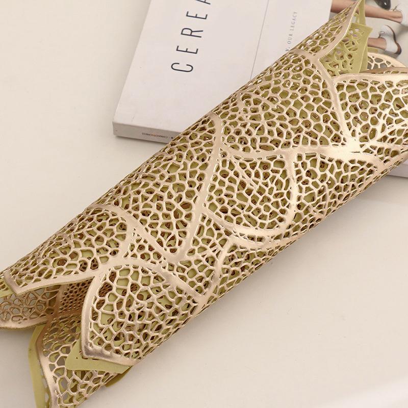 Pvc Table Flag Long Style Solid Color Bronzing Table Runner Burlap Creative Irregular Flowers Nordic Light Luxury Decoration