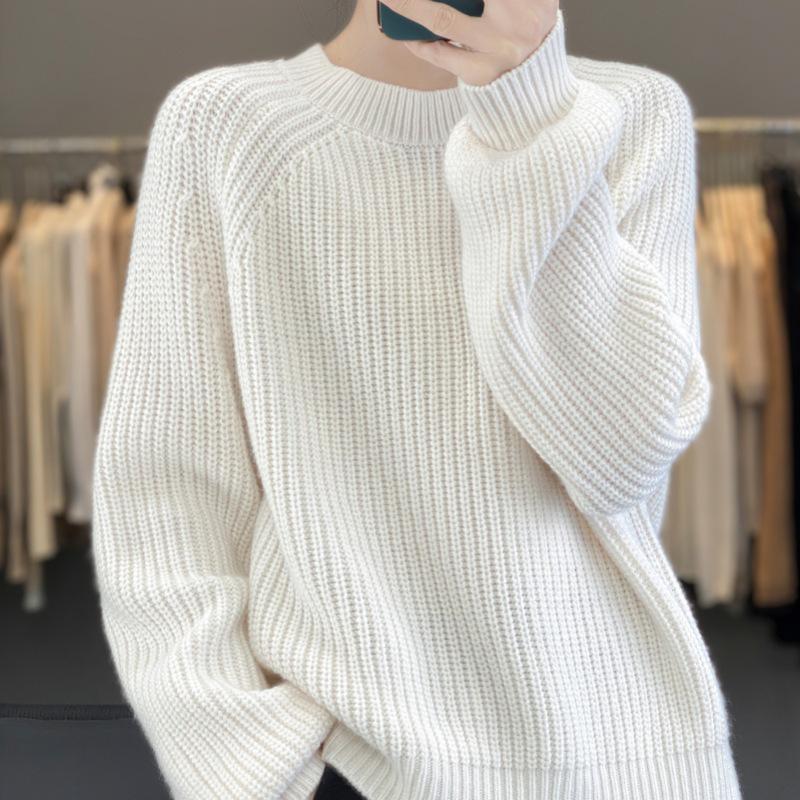 Starry Gold Thread Knit Sweater: Women's Loose Korean Style Autumn/Winter Outerwear with Micro-Sparkle Yarn