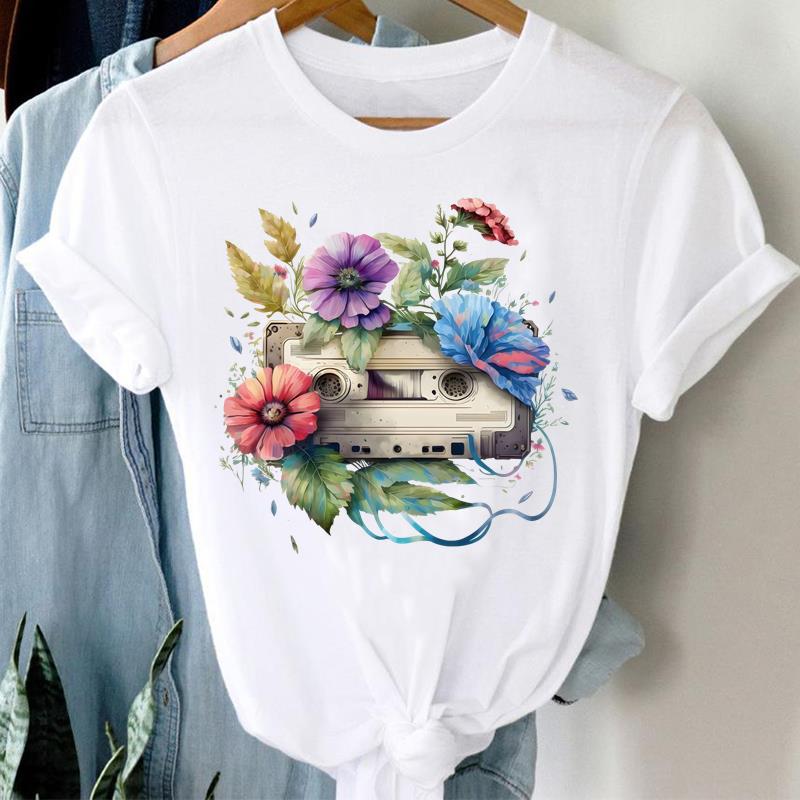 (Asian Size) T Shirt love heart flower Fashion Women Tee Clothing Casual Lady Female Top spring summer Printed Graphic Short Sleeve T-shirts