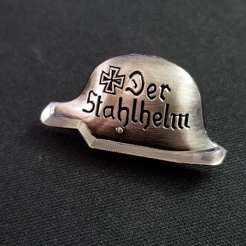 

Металлический значок на шлем Сувенирная коллекция дубильная кора