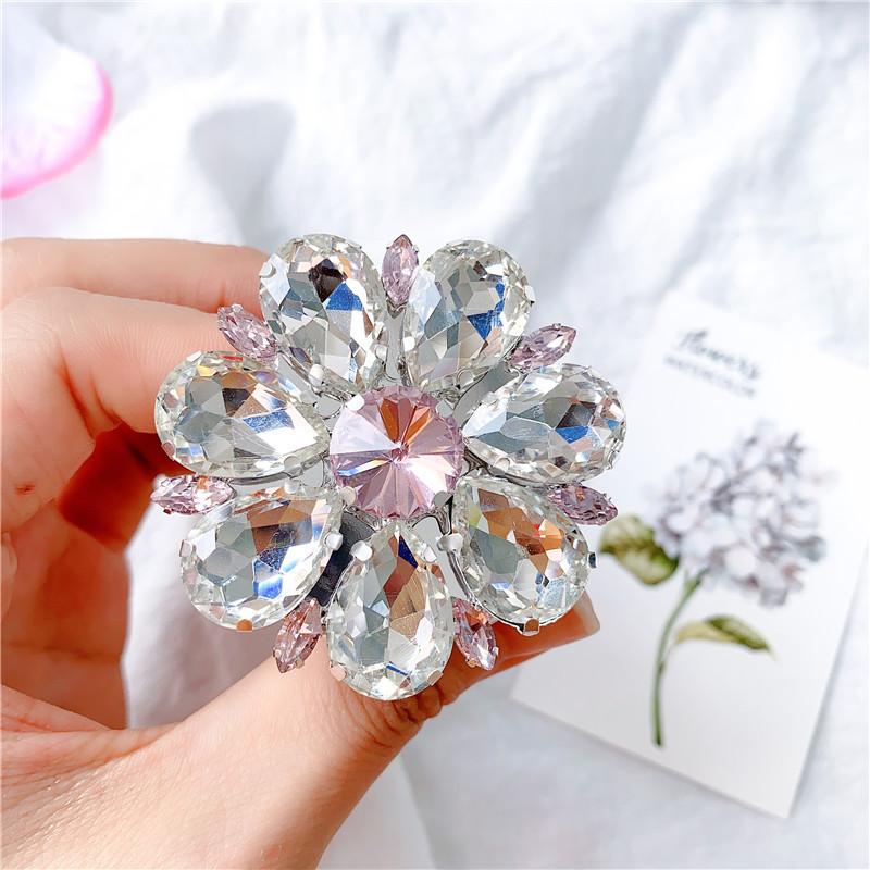 Luxury Crystal Diamond Flower Gemstone Mobile Phone Decorative Sticker Bracket Air Cushion Diamond Bracket Douyin Telescopic Sticker Female