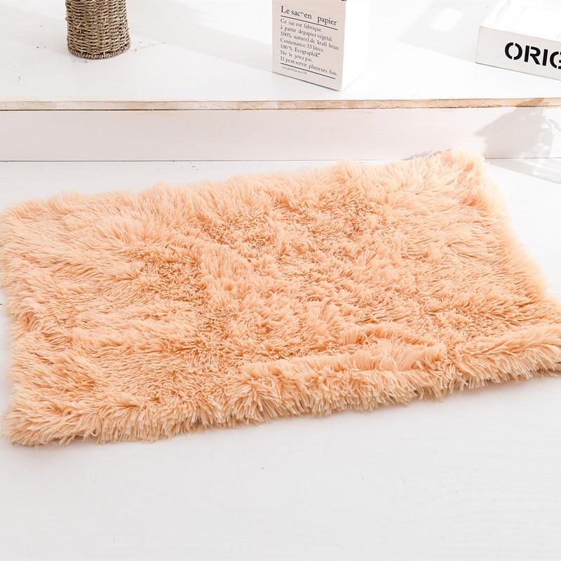 Double-Layer Plush Pet Blanket for Dogs & Cats - Warm, Comfortable Mat for All Sizes
