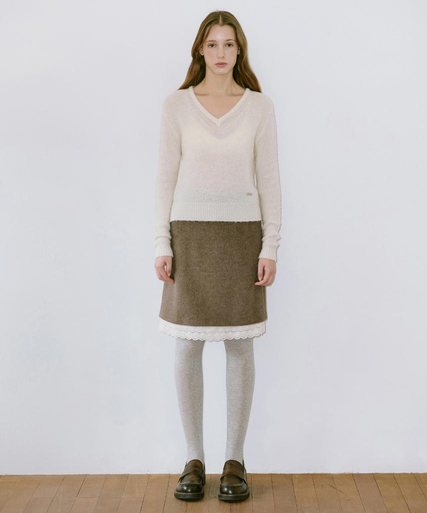 SINOON Hairy Boucle V-Neck Knit (Cream)