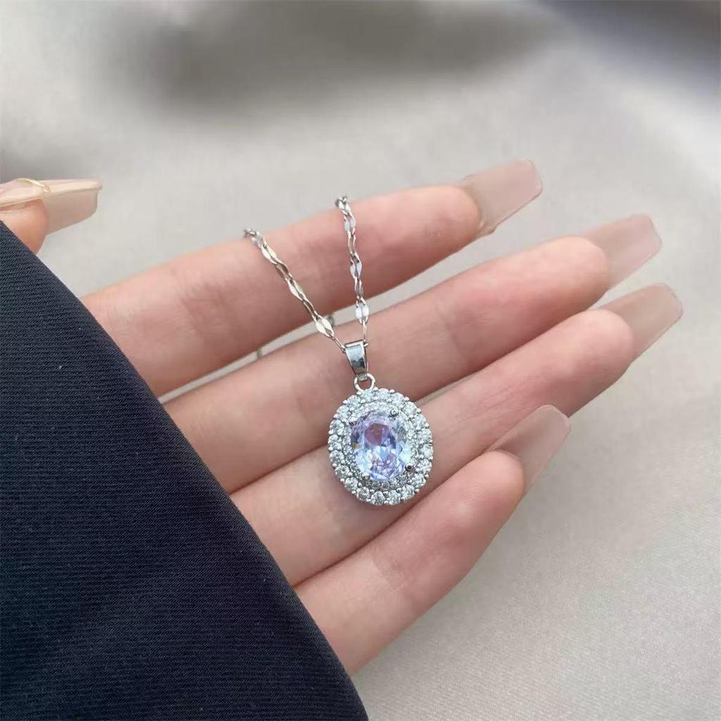 Vintage Titanium Steel Women's Pearl Pendant Necklace - Light Luxury Clavicle Chain