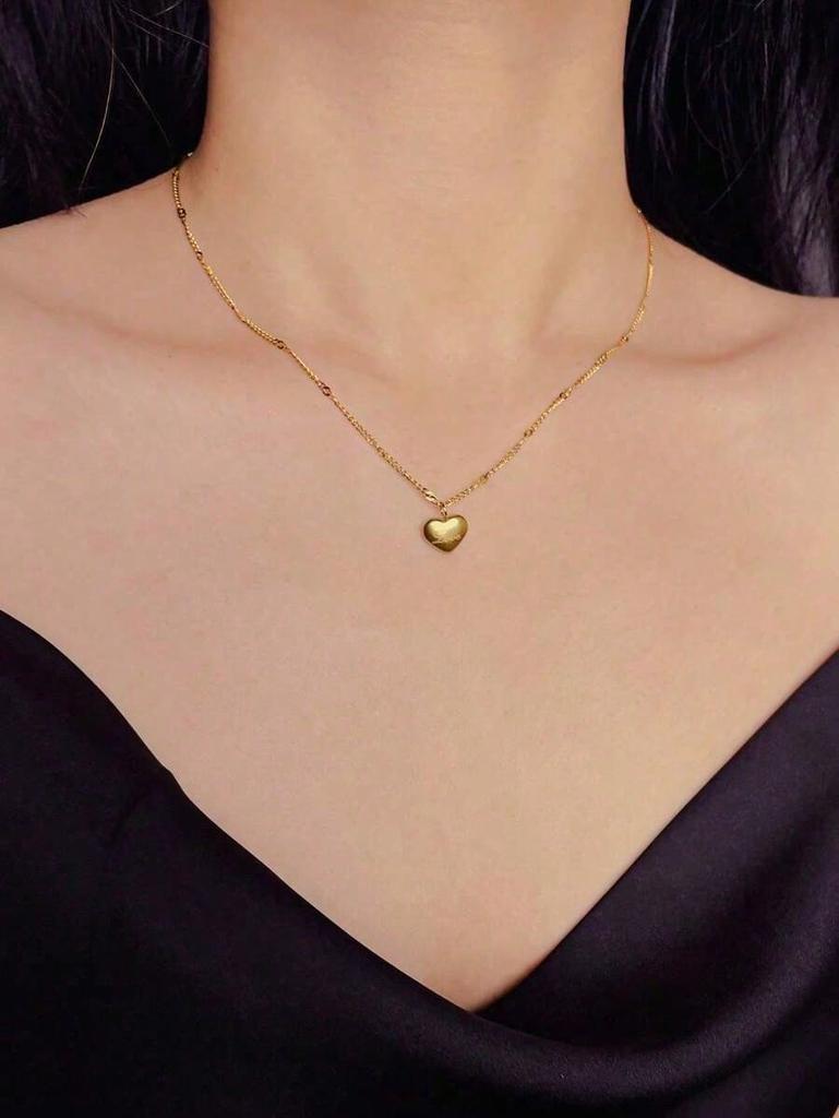 Fashionable Stainless Steel Heart Charm Necklace For Women For Daily Decoration Fashion Accessories Ladies' Necklace