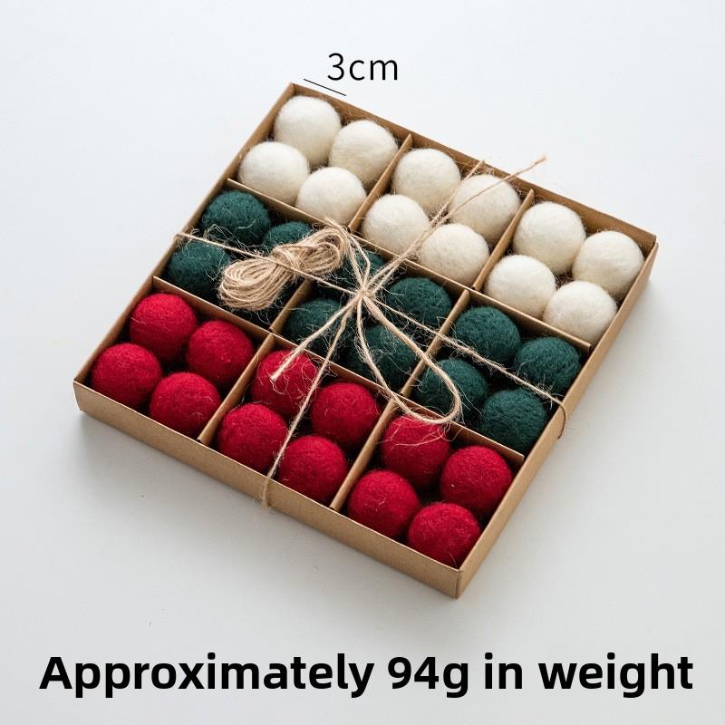 New Arrival Fashion Glass Christmas Ornaments Santa Snowman Pendant for Xmas Tree Deco Perfect Christmas Gift