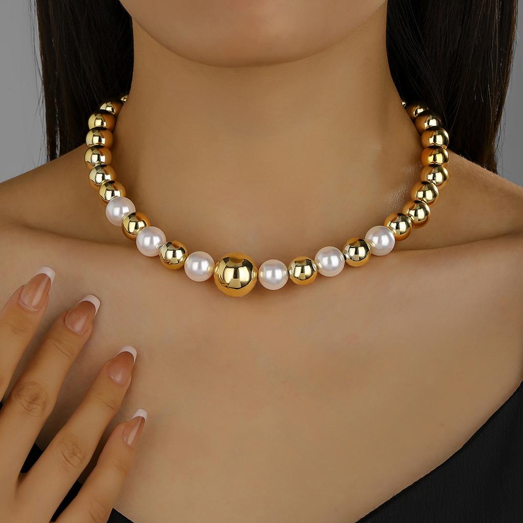 European and American round imitation pearl collar necklace exaggerated big bead punk fashion short collarbone chain choker