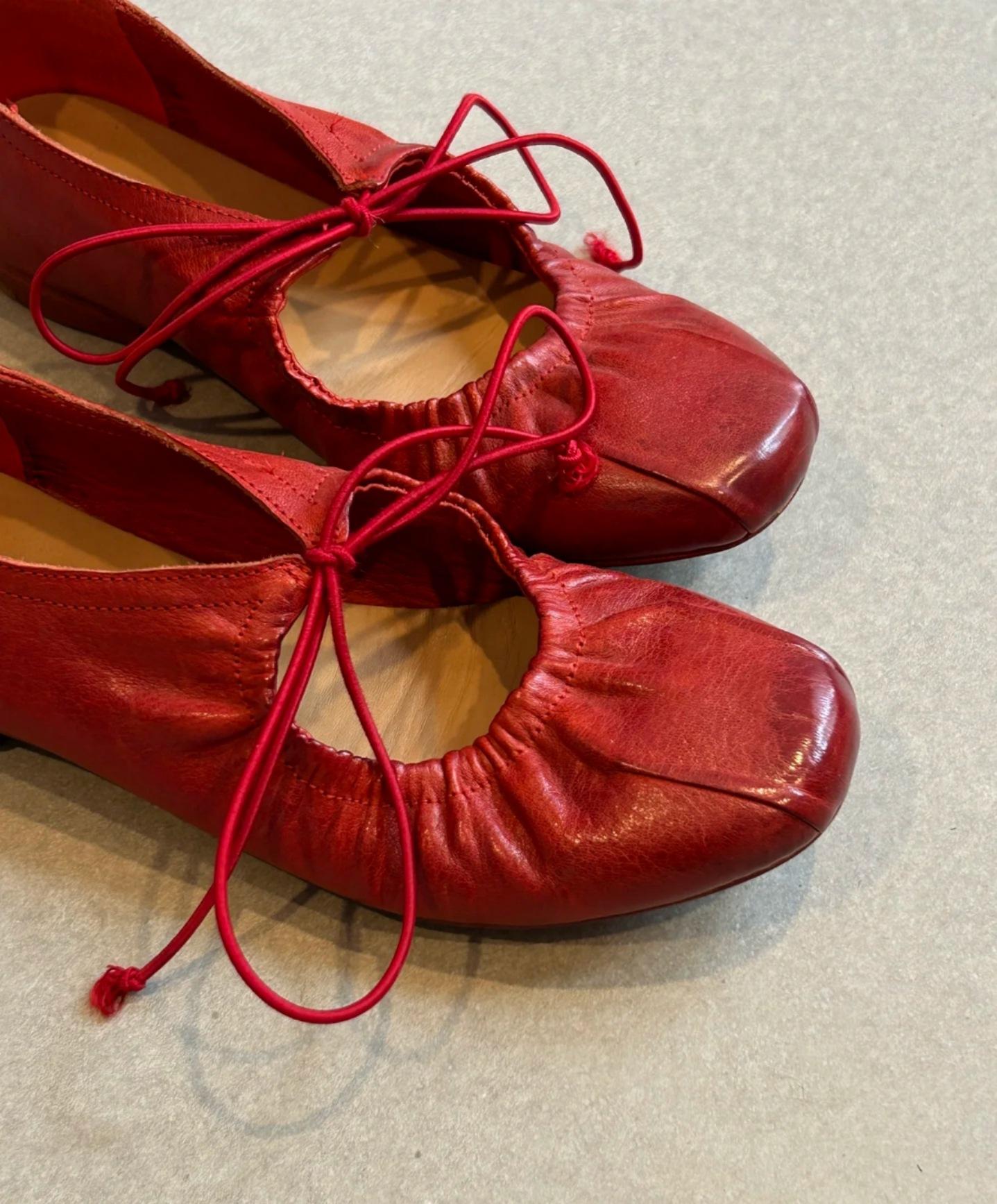 

Sheepskin version~ lace-up bow pleated ballet single shoes women s 2025 new leather retro flats grandma shoes 40 красный