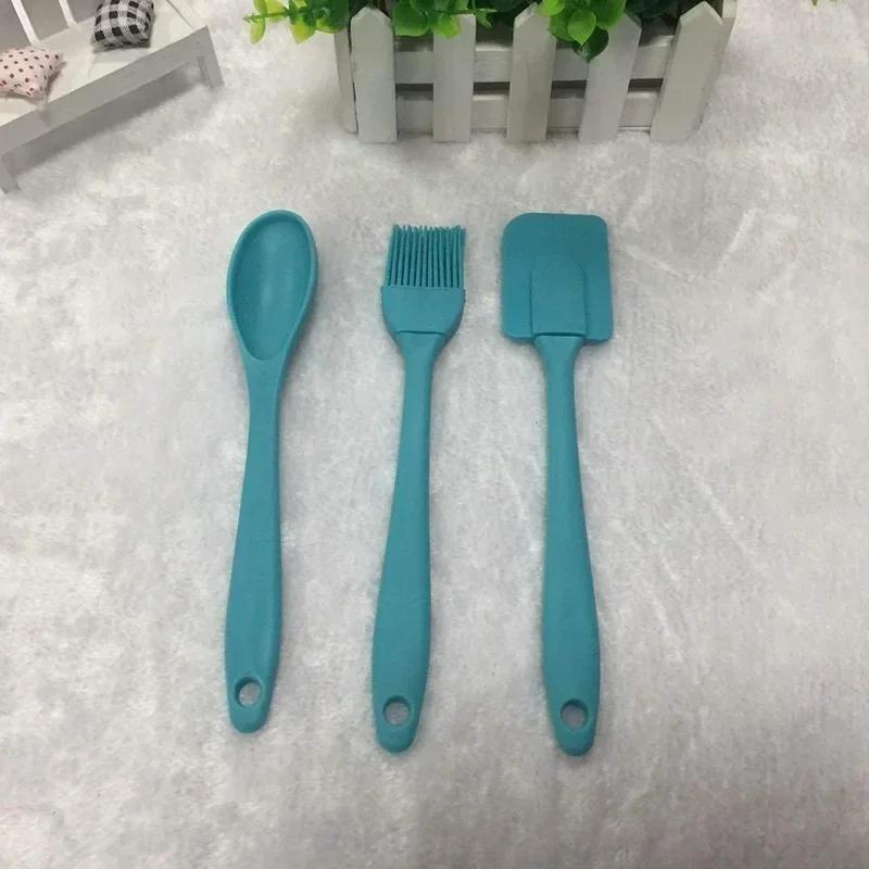 3 Paket Silikon Pişirme Kazıyıcı Isıya Dayanıklı Yapışmaz Pişirme Mutfak Gereçleri Deforme Olmayan Yumuşak Pişirme Kazıyıcı Mutfak Aletleri