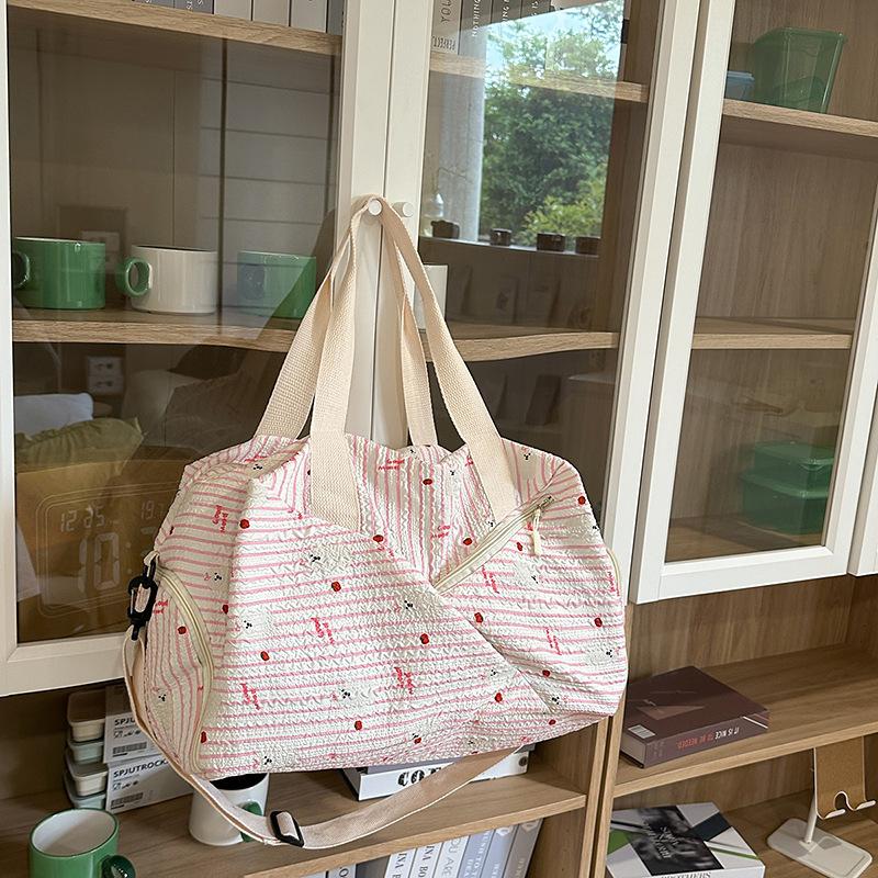 Large-capacity short-haul travel bag New handbag Dry and wet separation Sports messenger fitness bag Luggage boarding