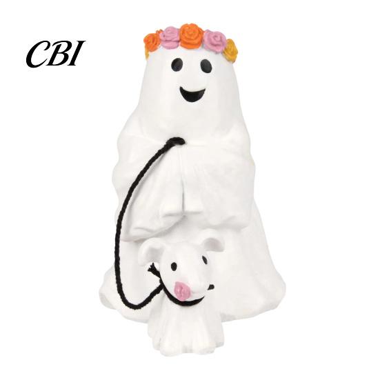 Farmhouse Halloween Decoration Ghost Figurine, Spooky Resin Statue, Classic Living Room Decor for Indoor Outdoor Tabletop Decor, Durable Retro