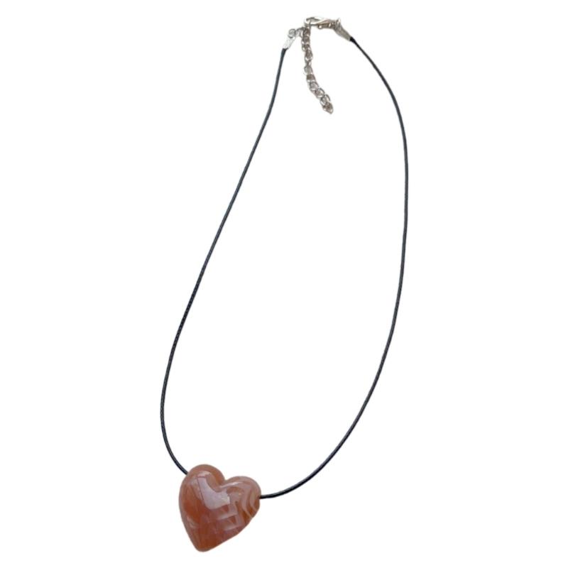 Красочная смоляная подвеска в виде сердца Стильная подвеска-сердце Украшение Персонализированный кулон-сердце Цепочка-подвеска Шарм