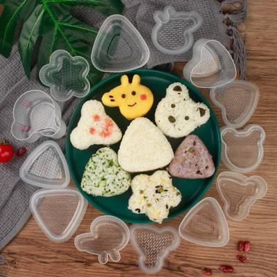 7ks DIY forma na sushi Trojúhelníkový výrobník na sushi Forma na rýži Onigiri Lis na rýžové kuličky Kreslené nástroje na sushi Kuchyňské Bento Příslušenství