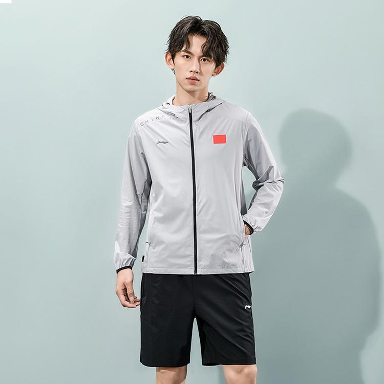 Li Ning National Team Series Waterproof Breathable Sweat-Wicking Sports Windbreaker Men outerwear Dove-Gray AFDU317-2