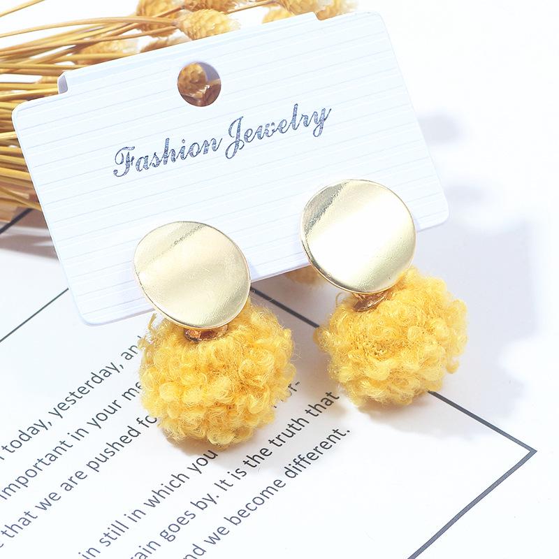 Fashion Creative Hairball Stud Earrings, Simple And Cute Rolled Lamb Teddy Wool Earrings