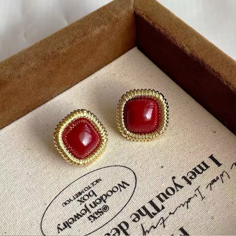 French red square stud earrings women s niche design earrings retro autumn and winter temperament earrings