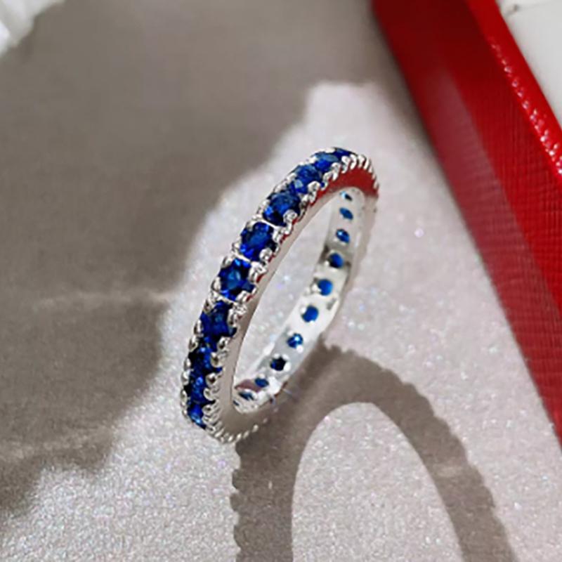 New European and American Minimalist Round Zircon Ring with Four Claws Inlaid with Exquisite Geometric Commuting Style Zircon
