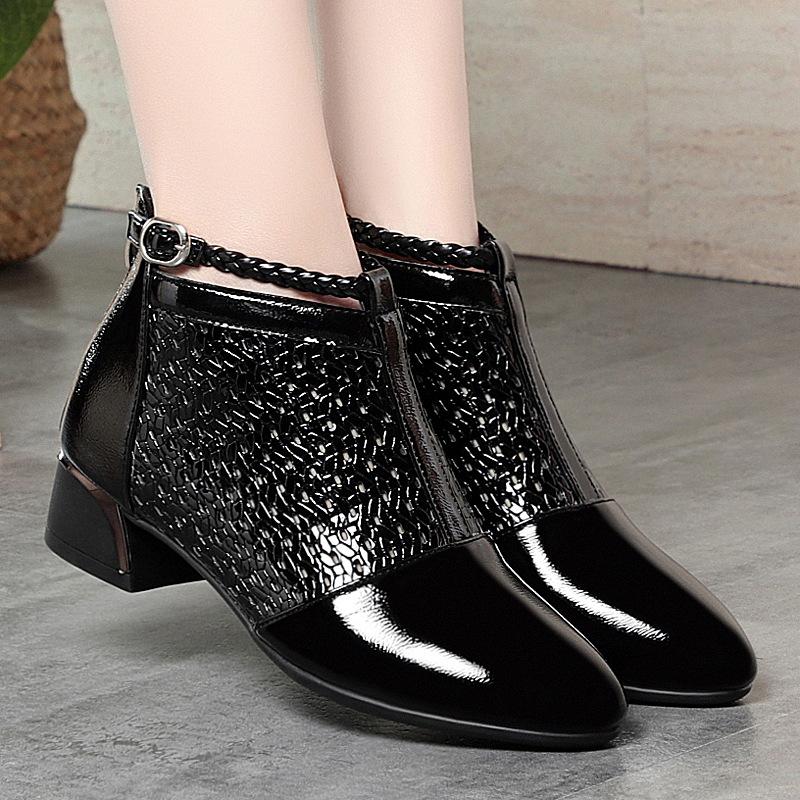 Fashion Summer Short Boots Thin 2025 New Martin Boots Breathable Hollow Boots Women's Single Boots Versatile Chelsea Women's Boots