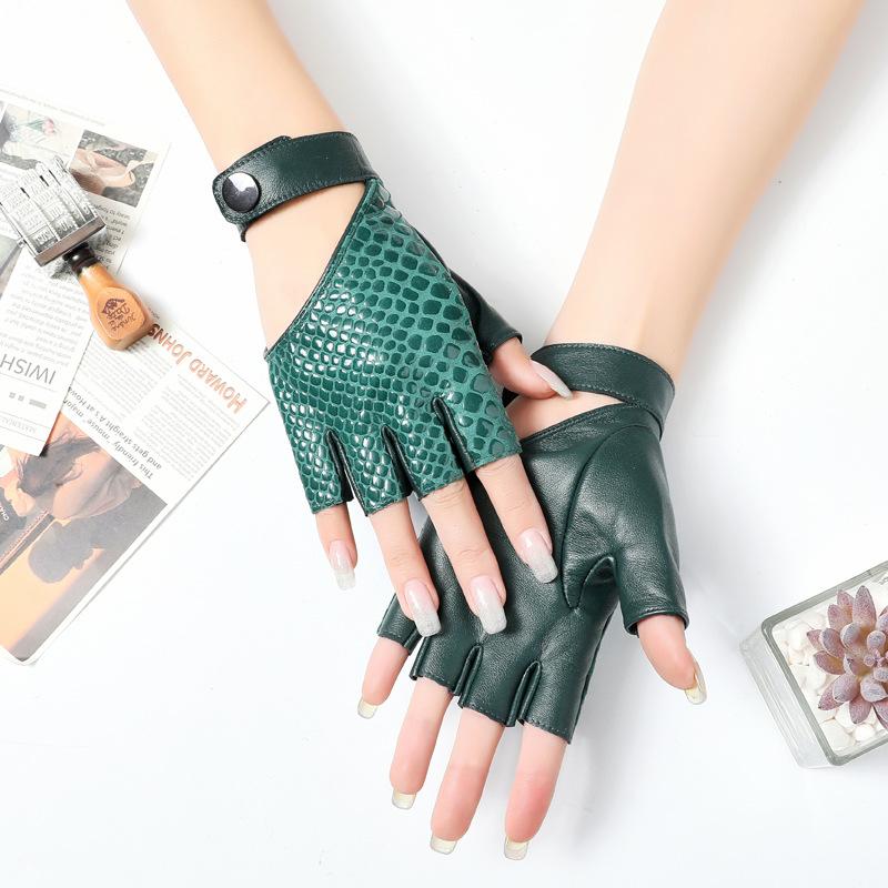 Leather Half-Finger Gloves Ladies Open Fingers Driving Outdoor Motorcycle Motorcycle Motorcycle Fashion Fitness Sports Dance Tide