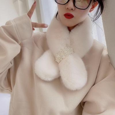 Perlenschal Lazy Rabbit Herbst und Winter Koreanische Version Verdickter warmer Plüschschal Mädchen Vielseitiger Kreuzschal