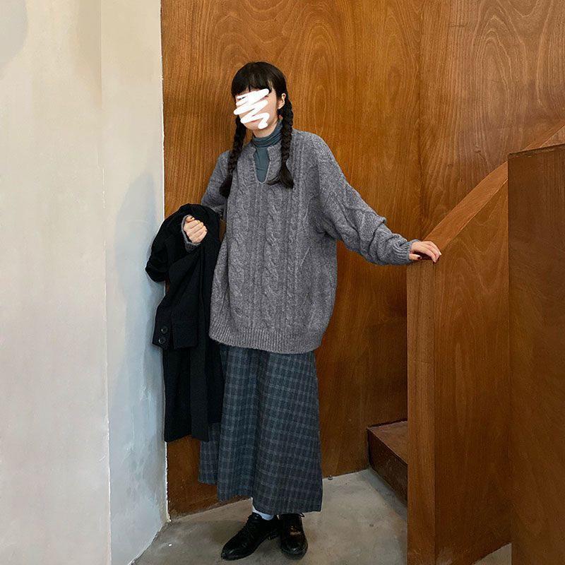 Twist V-Neck Women's Oversized Sweater - New Spring/Summer Korean Style Thick Knit Pullover