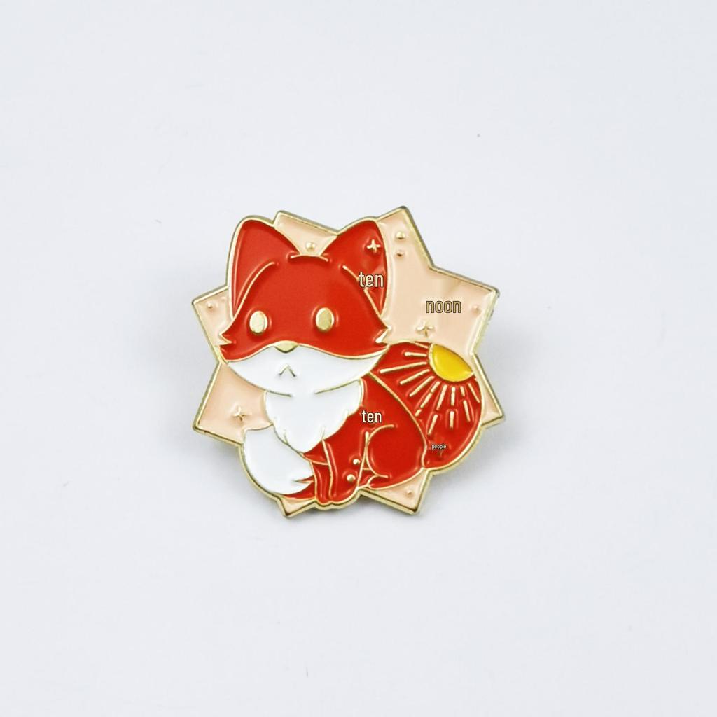 Creative Yin Yang Animal Brooch - Fox & Rabbit Cartoon Badge with Alloy Drip Oil Ornaments