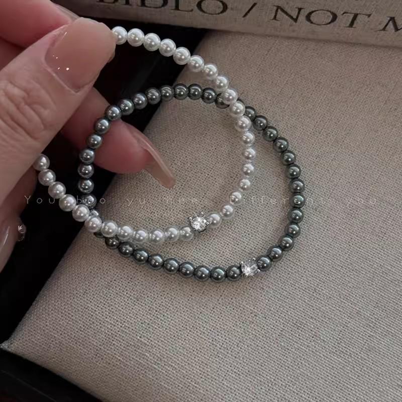 Retro Beaded Zirconia Pearl Hand Chain - Women's Unique Design Handcrafted High-End Bracelet with Simple Elegant Style Accessory