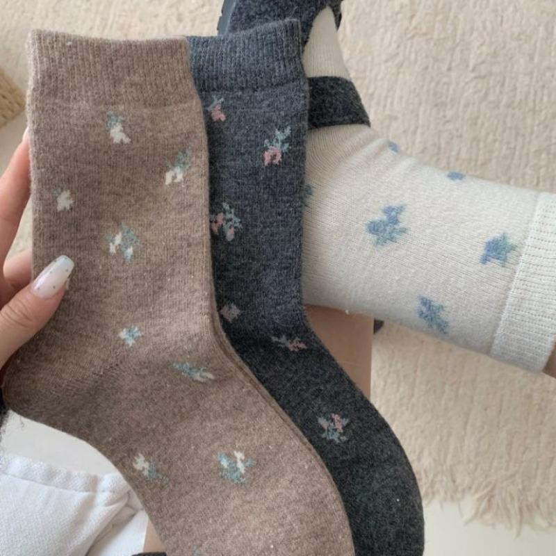 Women's Autumn and Winter New Thickened Warm Retro Broken Wool Boneless Tube Stack Socks