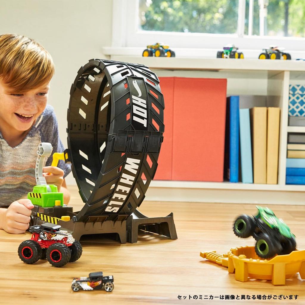 Hot Wheels Monster Truck Big Loop Challenge Playset Vehicle Toy Playset with 4 Monster Trucks and 4 Mini Cars (8 Vehicles Total) [Ages 4 and Up] HGV15