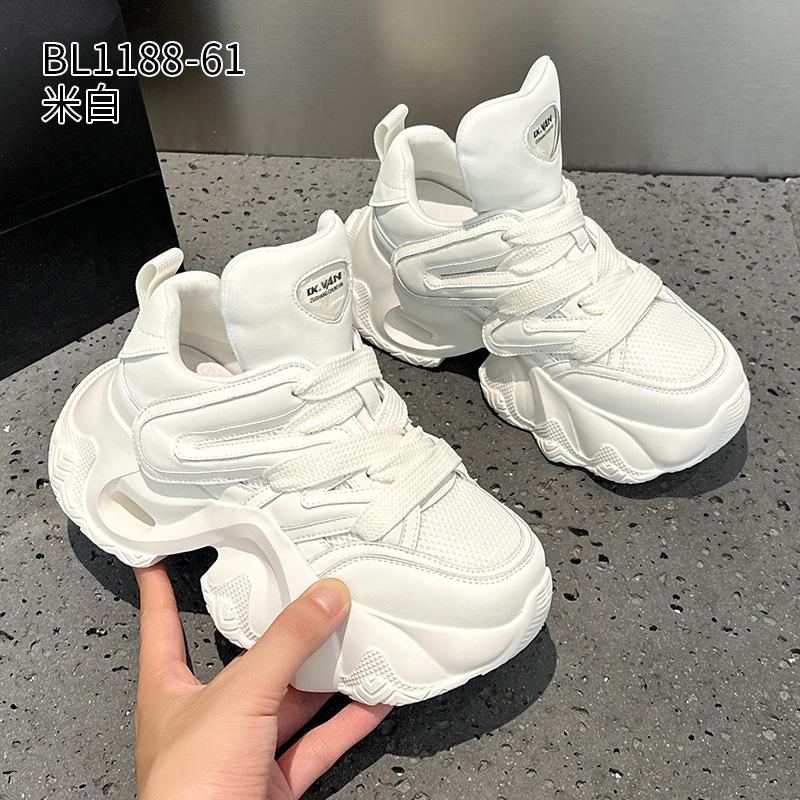 

Трендовые женские кроссовки на толстой подошве в стиле dad shoes , весна-осень, новые, дышащие, маленькие, повседневные 34 белый