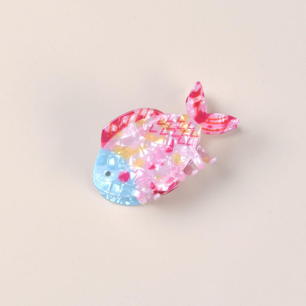 Ocean-Themed Seashell Acrylic Claw Clip: Cute Conch Design for Half-Up Hairstyles