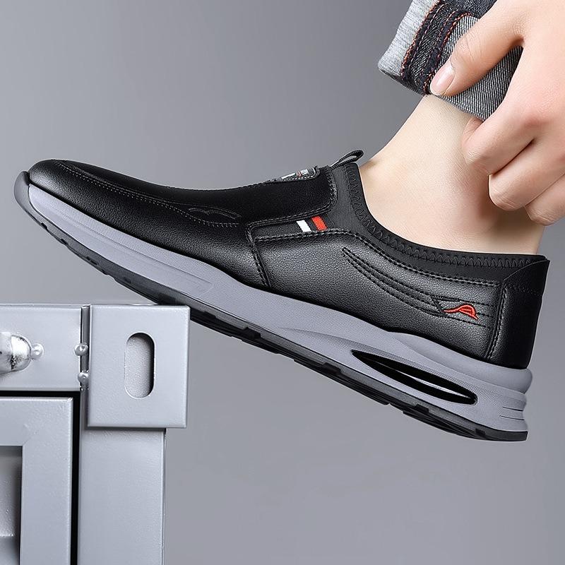 Fashion 2024 Fashion British Style Thick Sole Men's Loafers Spring Autumn Designer New Casual Slip-on Soft Leather Men's Sneakers