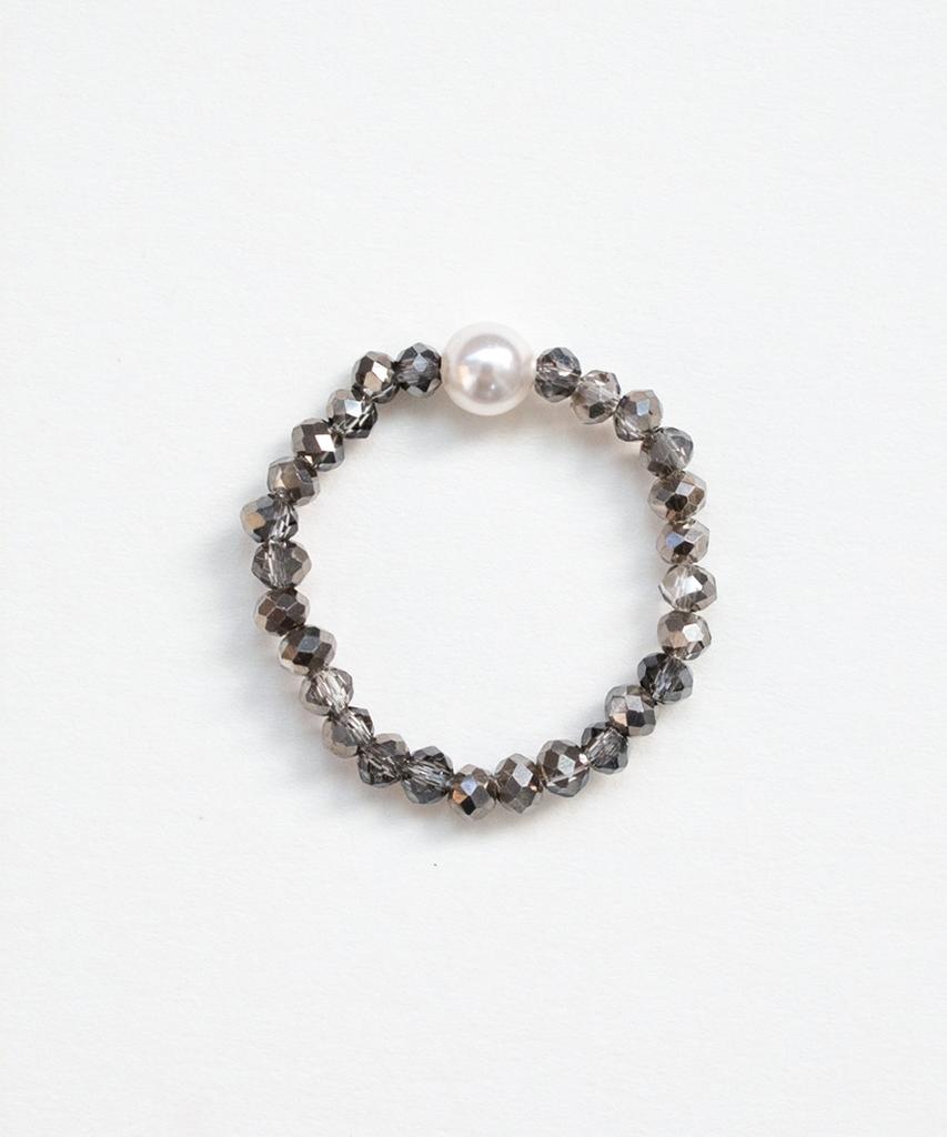 Merrymotive Pearl Point Gray Crystal Ring