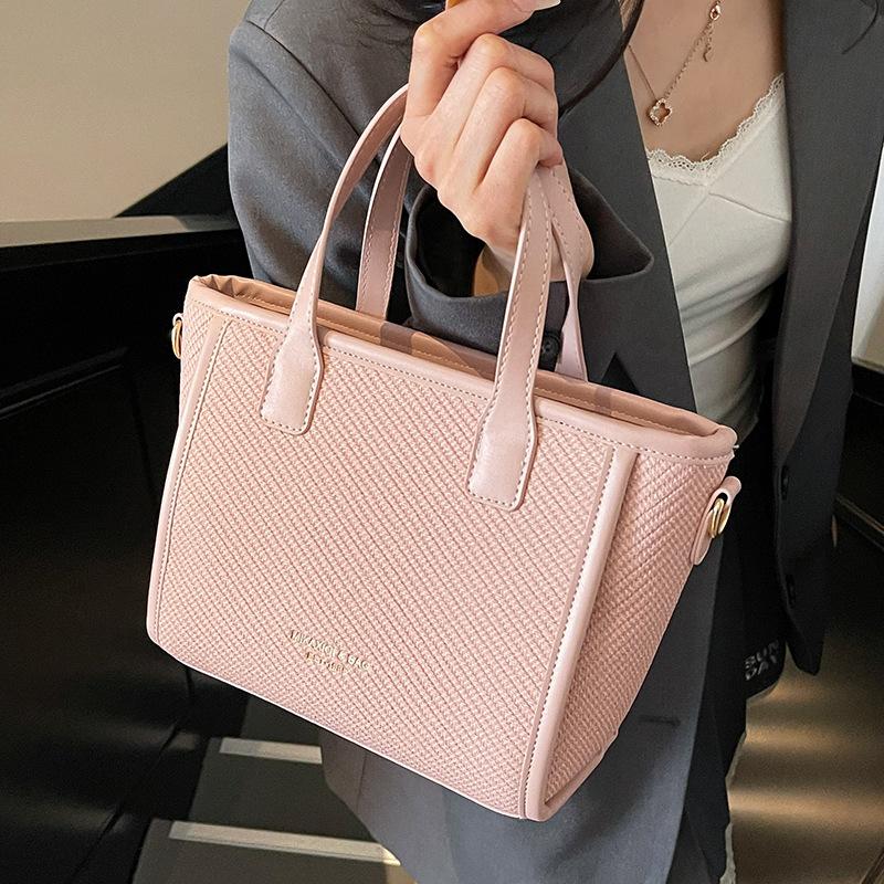 2025 spring and summer new high-end texture niche portable vegetable basket bag women's commuting versatile temperament messenger bag