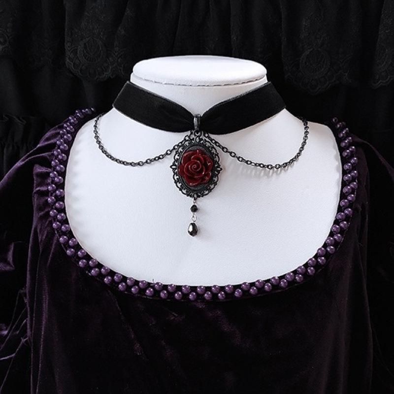 Gothic Dark Rose Choker Necklace for Halloween
