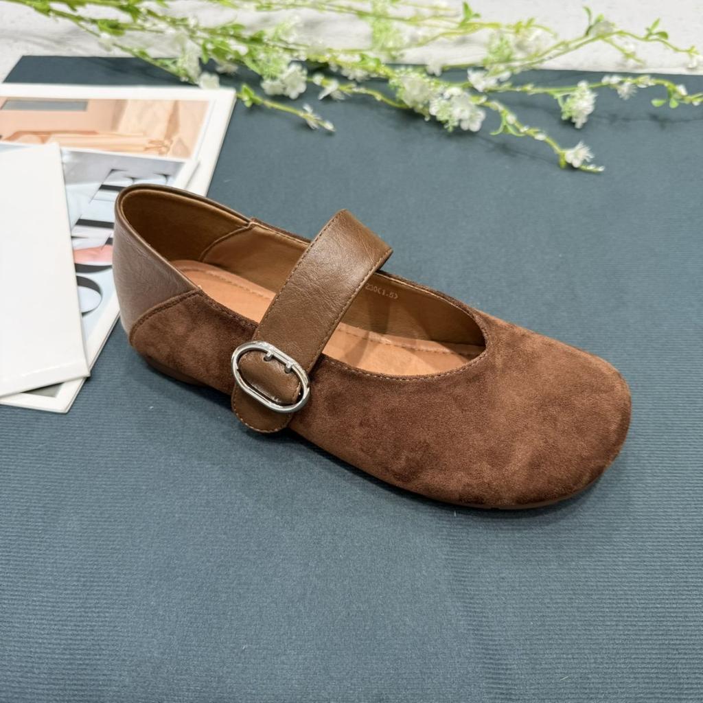 Korean Version of Round Head Suede with Single Shoes for Women In the Autumn of 2025, New Retro Leopard Print Fashionable Mary Jane Small Leather Shoe