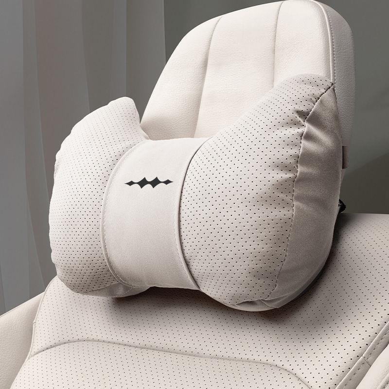 

Equation Leopard Neck & Lumbar Support Pillow - Yacht Velvet Cushion for Leopard 5 & 8 Cars Standard