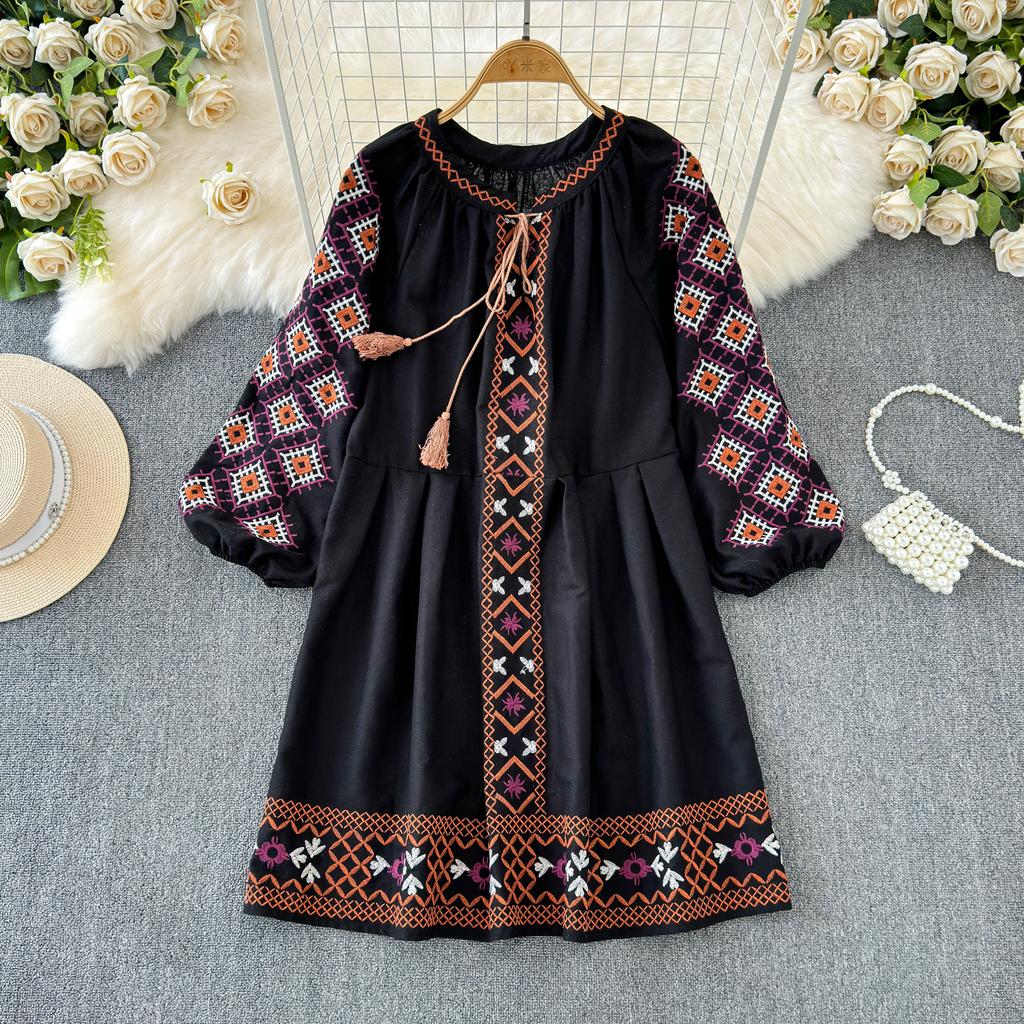 Bohemian Dress Women 2024 O Neck Ethnic Style Embroidery A-line Vestidos Retro French Chic Folds Dresses Summer Dropshipping