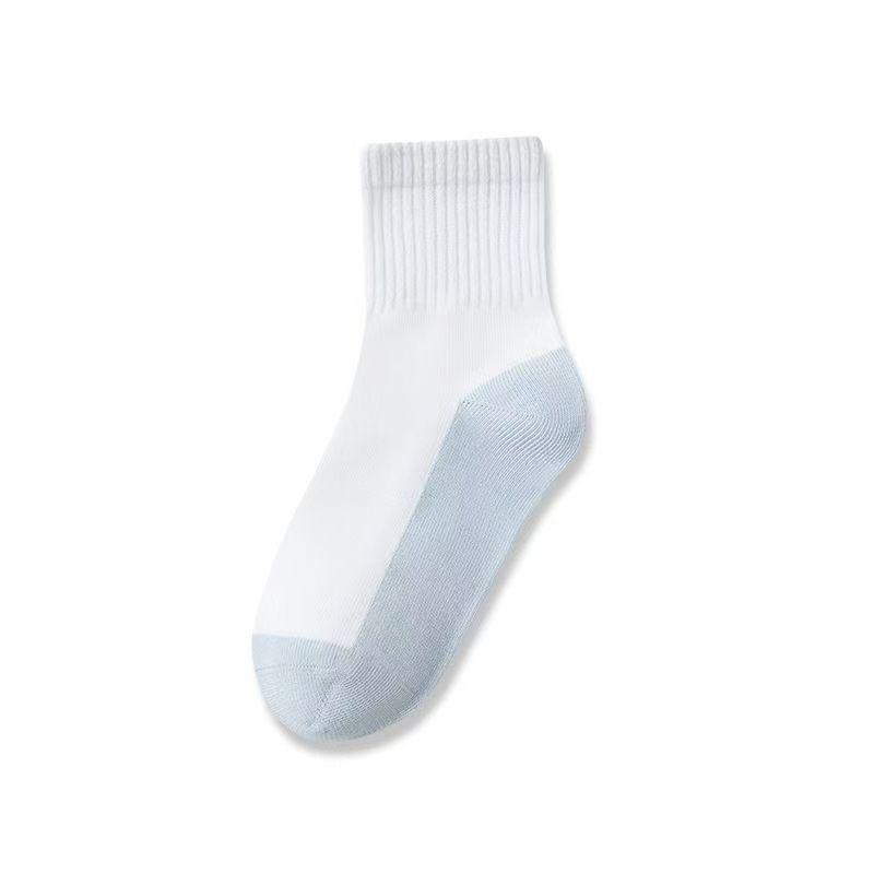 Children's Four Seasons Mid-Calf Sport Socks: Sweat-Absorbent, Breathable Color Block Design for Boys and Girls