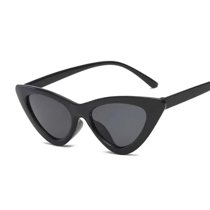

Cute Sexy Vintage Cat Eye Sunglasses Woman Small Black White Triangle Vintage Ladies Sun Glasses Leopard Female Oculos De Sol 1PC