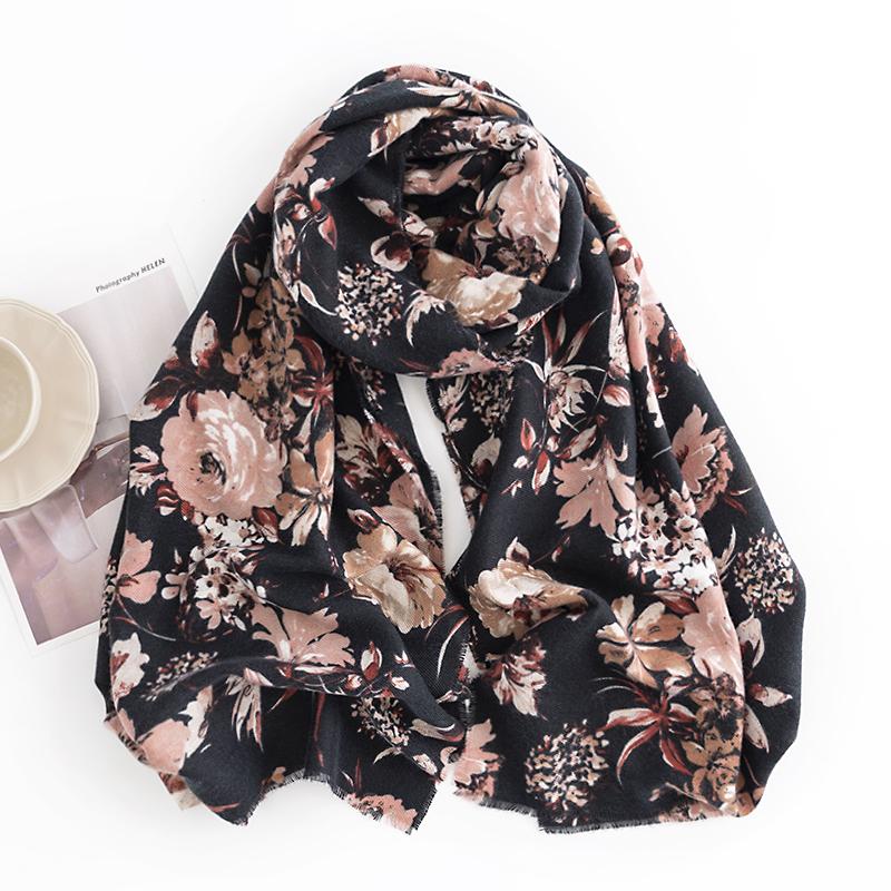 Women Winter Scarf Paisley Print Cashmere Pashmina Shawls Wraps Hijab Shawls and Wraps Female Echarpe Scarves Luxury Brand