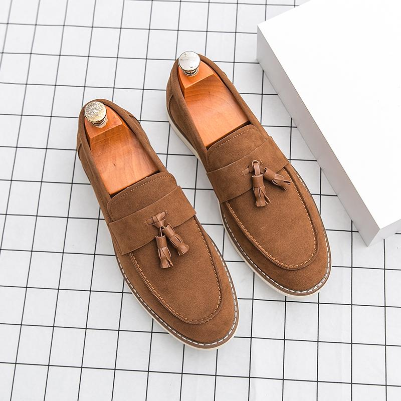 Fashion British Style Men Comfortable Pointed Tassel Loafers for Spring New Men Frosted Leather Breathable Non Slip Casual Leather Shoes