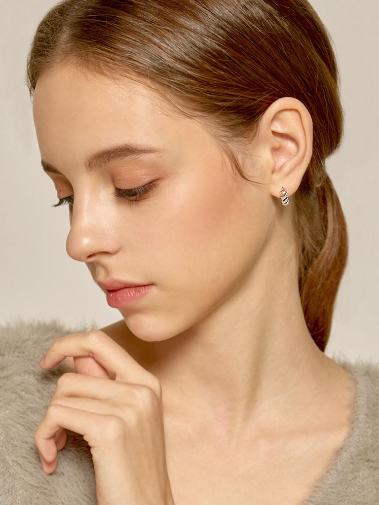 Geigerjewelry Moire One-Touch Earrings Gisvee108 (Silver 925 Pin)