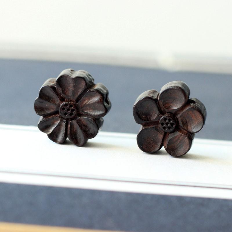 Handmade Ebony Plum Blossom Pendant with Ten-Petal & Five-Petal Flower Motif - DIY Jewelry Accessory Five-Petal Flower 1.5x0.5CM