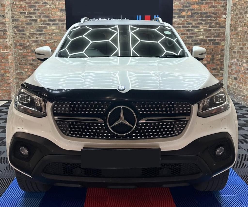 

Передні грати Diamond для Mercedes X class