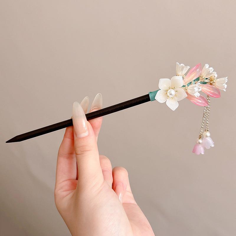 Traditional Sandalwood Hairpin for Chinese Cheongsam & Hanfu Updo