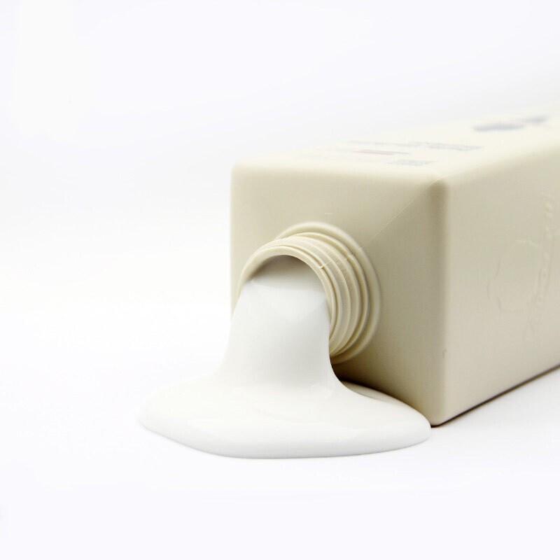 

Adolph Anti-Dandruff Anti-Itch Shampoo