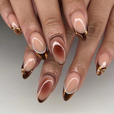 24 pezzi di smalto French color caramello, effetto tridimensionale, sbiancante e resistente, versatile e rimovibile.