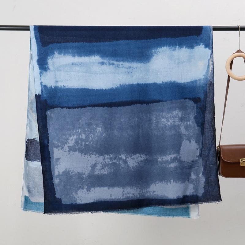 Italian over-skin-friendly velvet, skin-friendly and warm in autumn and winter, imitation cashmere printed scarf, versatile shawl