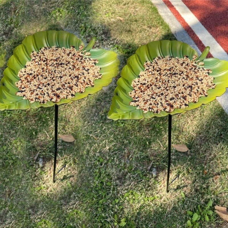 Leaf Shape Outdoor Bird Bath Winterproofed Durability Garden Decoration Feeders for Wild Birds for Nature Lover